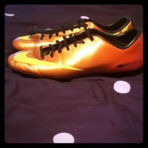 Nike Mercurial Soccer Cleats Size 10
